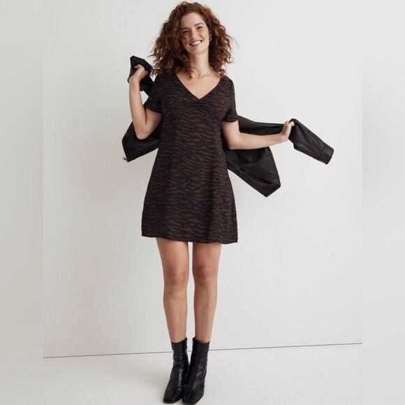 NWT Madewell V-Neck Mini Dress in Abstract Animal Print - Picture 1 of 11